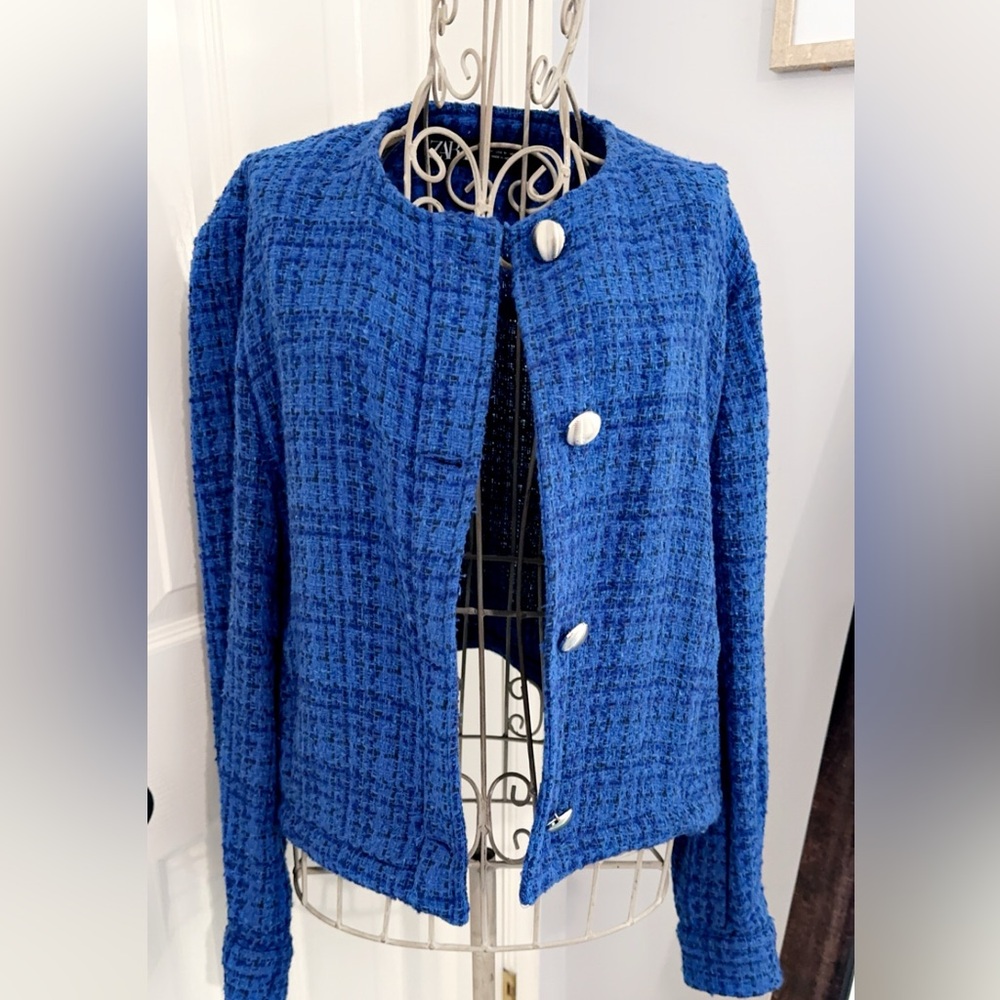 Zara Women’s cropped Tweed Jacket